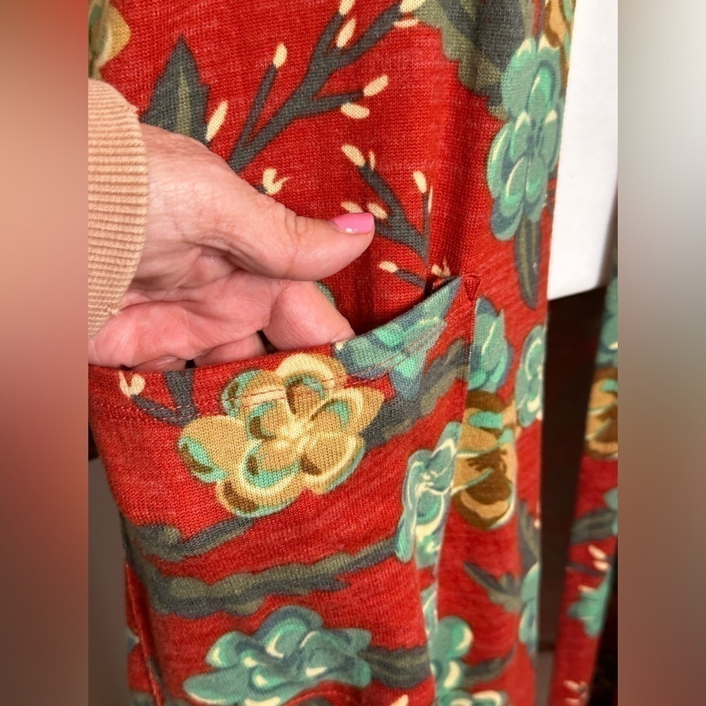 LuLaRoe Sarah Cardigan Size Medium - Picture 3 of 13